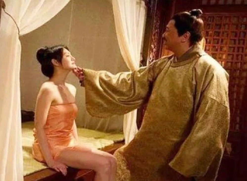 太监还玩男戏子吗_皇帝太监游戏怎么玩_太监的玩法