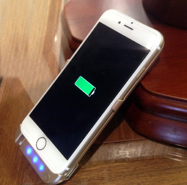 玩游戏手机充电快吗苹果_新买的一部苹果6手机充电爆炸_苹果充电器爆炸.手机无法充电