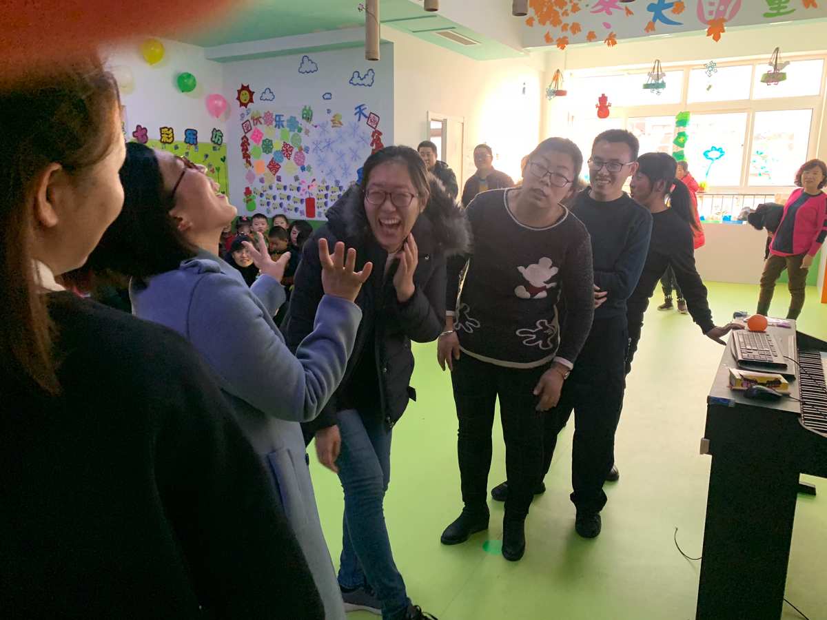 玩手机游戏好吗_累玩手机游戏的文案_玩手机游戏太累