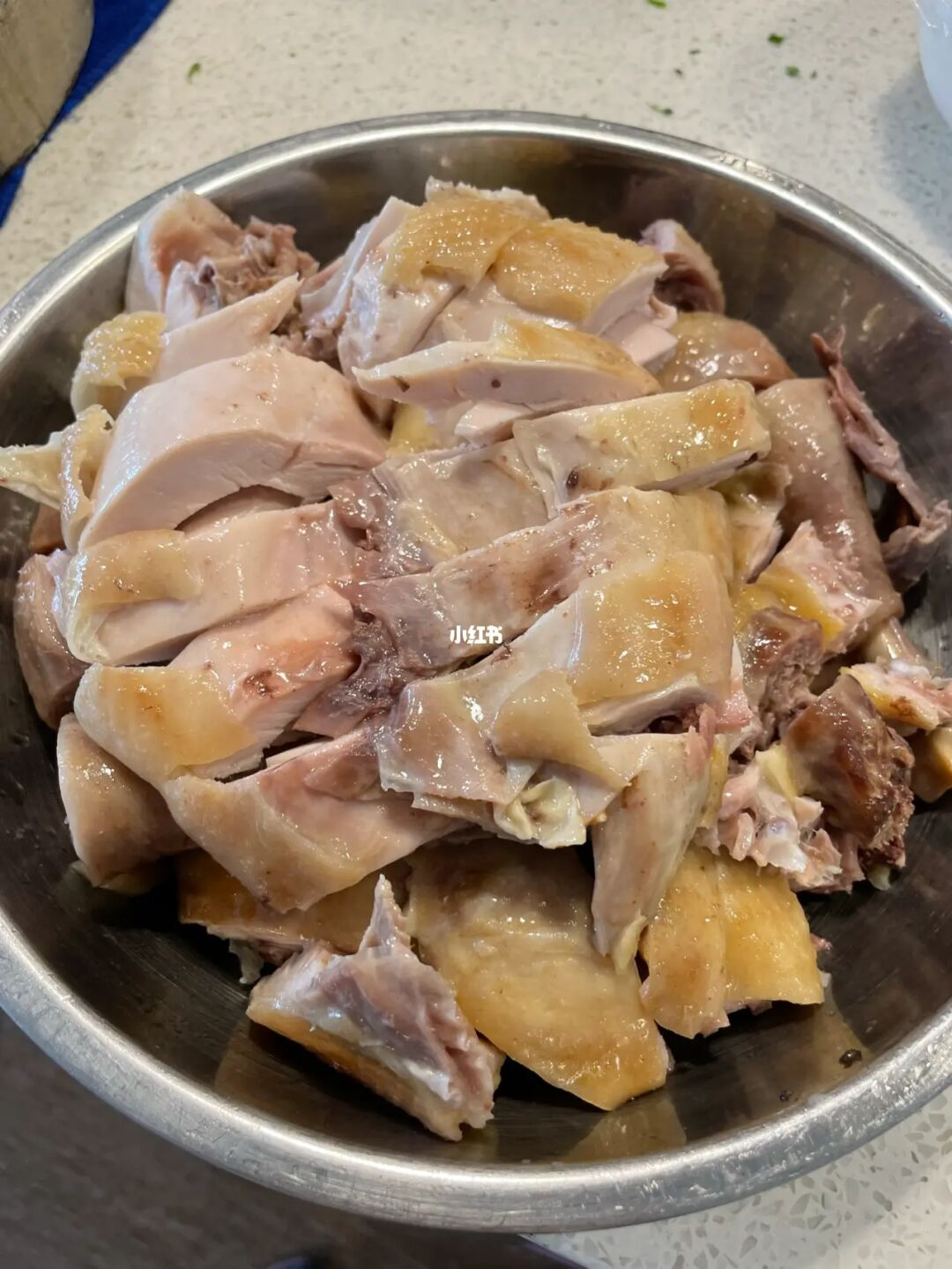 老鸡模拟器_下载老版手机版吃鸡游戏_一款很老的鸡的游戏