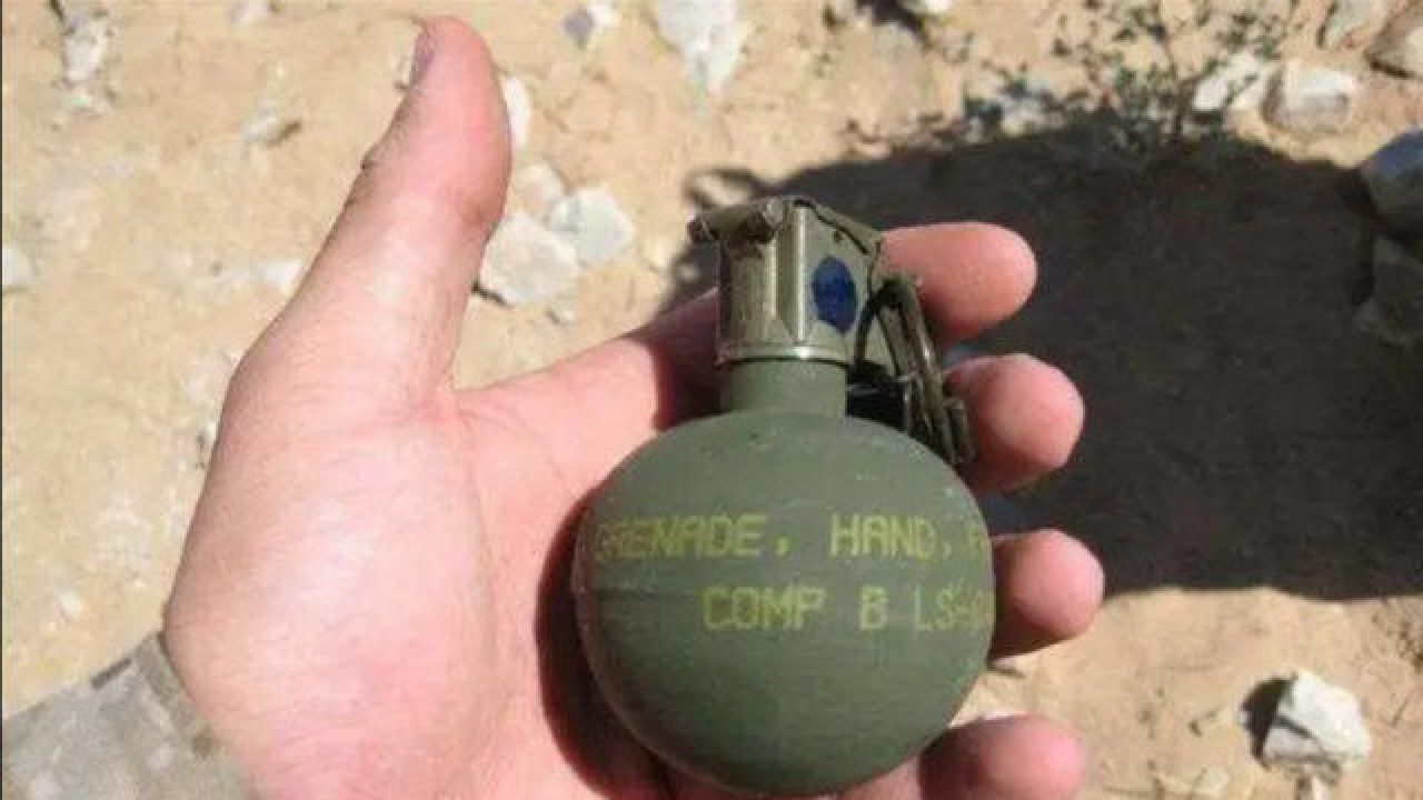 单机武器手机游戏推荐_武器丰富的单机游戏_武器多的手机单机游戏