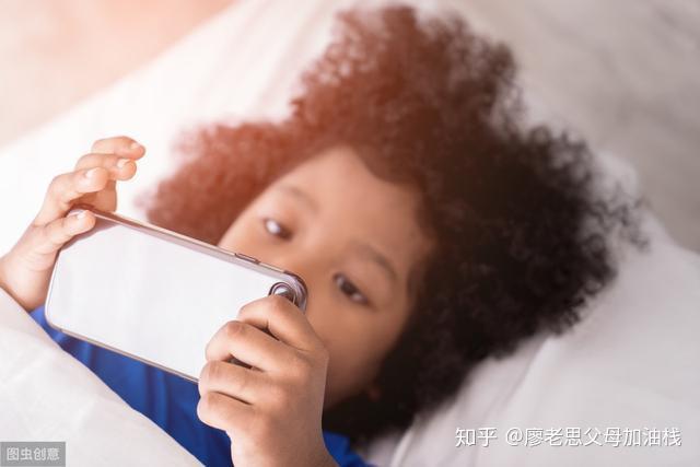 信号玩手机好游戏时不好用_玩游戏时手机的信号不好_信号玩手机好游戏时卡顿